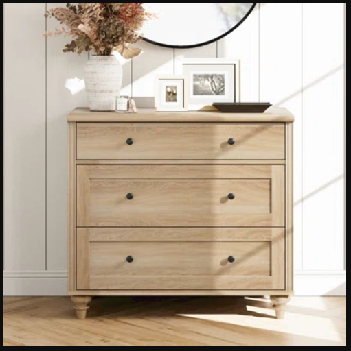 CHEST OF DRAWERS