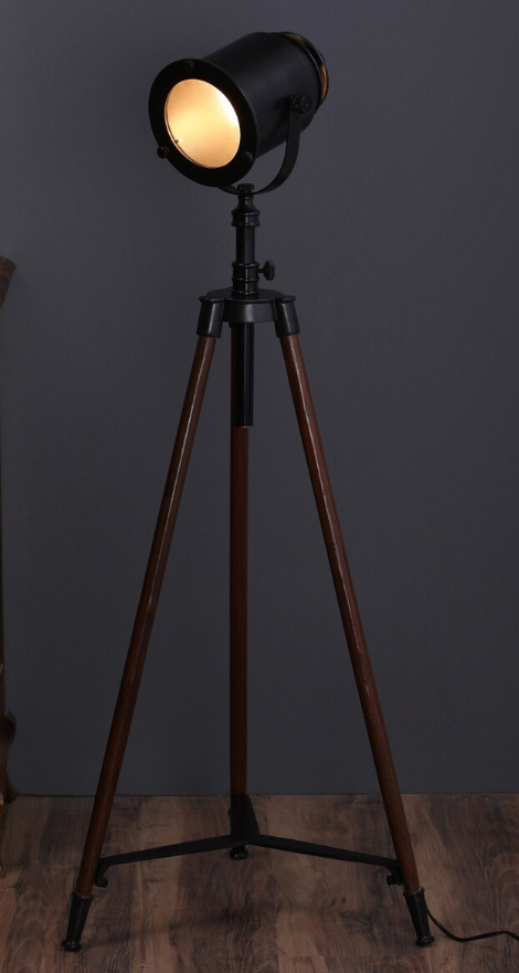 FLOOR LAMP