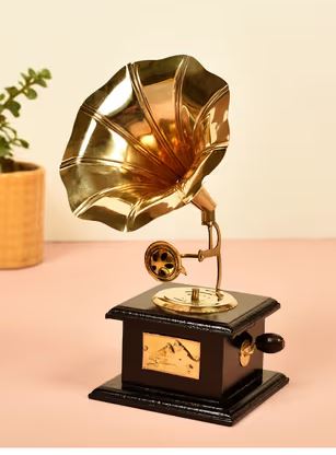 Gramophone Sculpture 